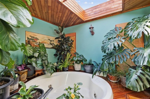1719 Centennial Ave East, Comox, BC 
