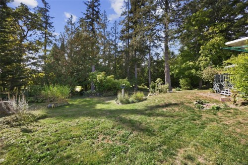 1719 Centennial Ave East, Comox, BC 