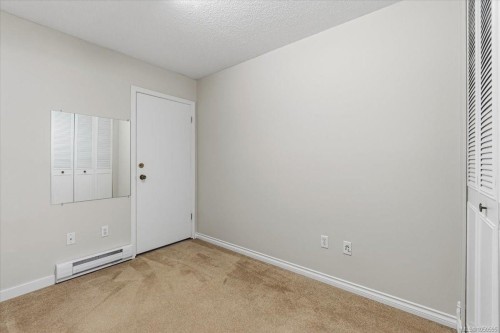 #208-2562 Departure Bay Rd, Nanaimo, BC 