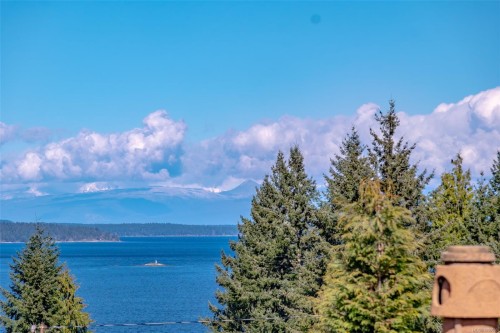 10870 Olsen Rd, Saltair, BC 