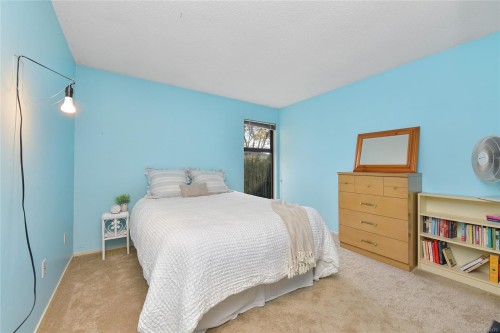 4039 Daffodil Pl, Saanich, BC 