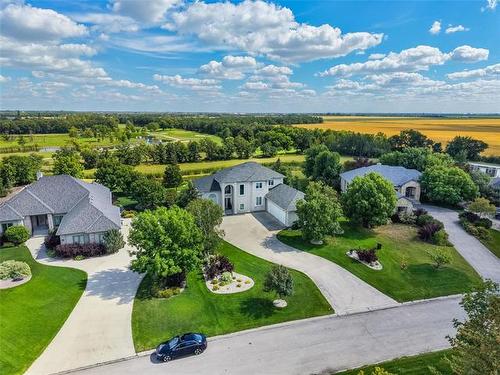 22 Oakmont Cr, Headingley, MB 