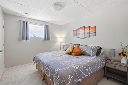 22 Oakmont Cr, Headingley, MB 