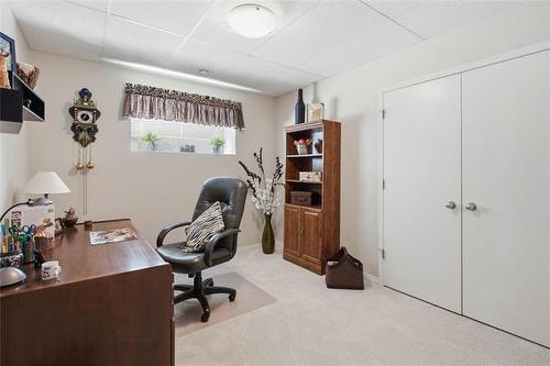 22 Oakmont Cr, Headingley, MB 