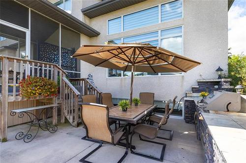 22 Oakmont Cr, Headingley, MB 