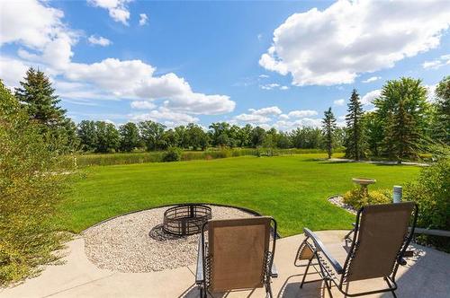 22 Oakmont Cr, Headingley, MB 