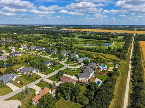22 Oakmont Cr, Headingley, MB 