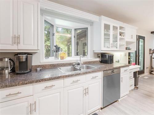 21 Oakfield Dr, St Andrews, MB 