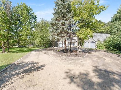 21 Oakfield Dr, St Andrews, MB 