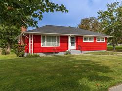 306 Pleasant Street  Yarmouth, NS B5A 2K8