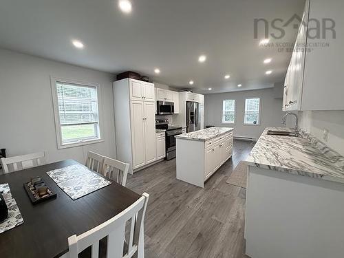 9220 Pepperell Street, St. Peter'S, NS 