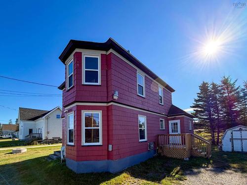2008 Highway 1, Church Point, NS 