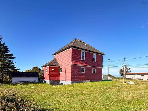 2008 Highway 1, Church Point, NS 
