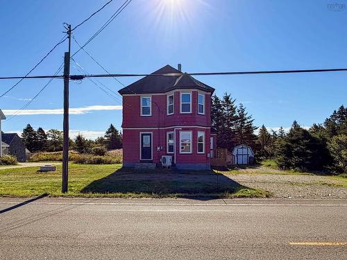 2008 Highway 1, Church Point, NS 