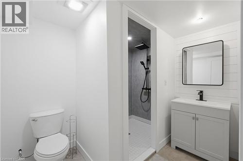 8 Dixie Avenue, Niagara-On-The-Lake, ON 