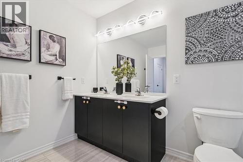 Main Floor Primary Ensuite - 52 Welch Lane, Hamilton, ON 