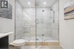 Main Floor Primary Ensuite - 