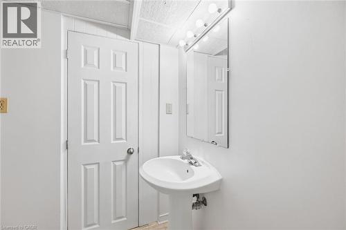 1548 Newlands Crescent Unit# 14, Burlington, ON 