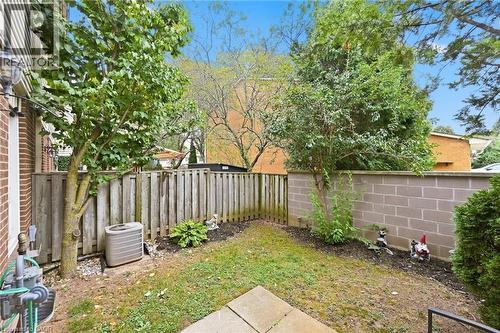 1548 Newlands Crescent Unit# 14, Burlington, ON 
