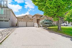 21 MIRA VISTA PLACE Vaughan, ON L4H 1K9