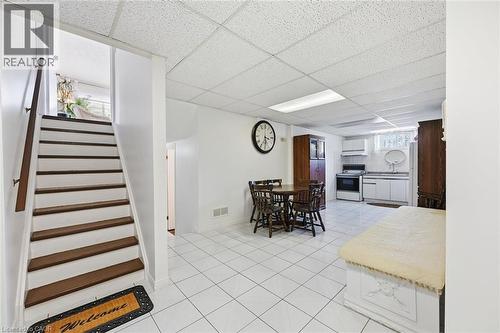 83 Oakridge Drive, Stoney Creek, ON 