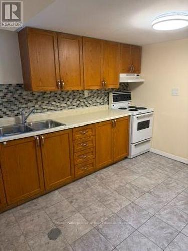 713 YEREMI STREET , Pickering (West Shore), Ontario L1W 2W8 3