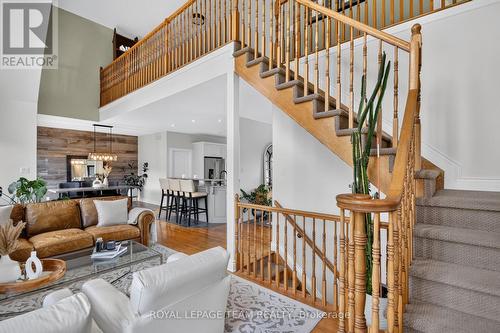 2515 Kearns Way, Ottawa, ON 