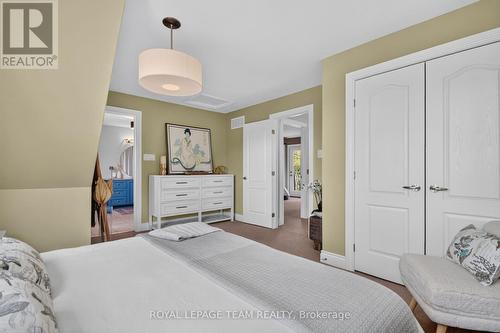 2515 Kearns Way, Ottawa, ON 