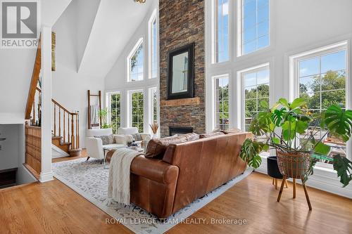 2515 Kearns Way, Ottawa, ON 
