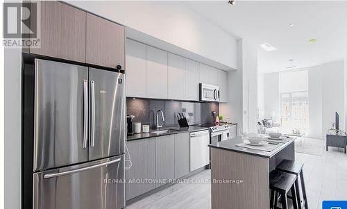 A917 - 125 BRONTE ROAD , Oakville, Ontario L6L 3C1
