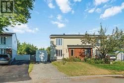 94 FIELDGATE DRIVE Ottawa, ON K2J 1T9