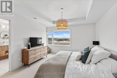 168 Shuttleworth Drive, Ottawa, ON 