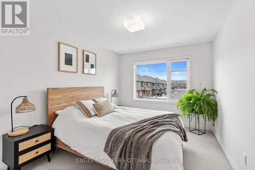 168 Shuttleworth Drive, Ottawa, ON 