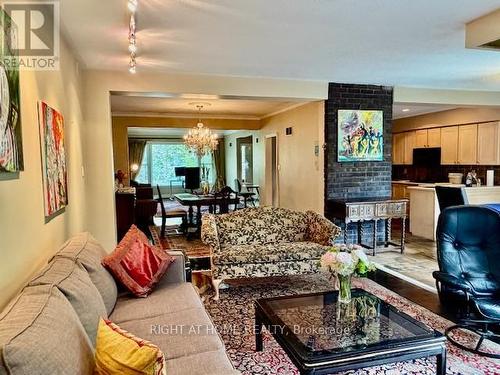 36 Forest Wood, Toronto, ON 