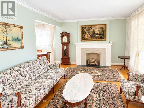 33 Lewiston Road, Toronto, ON 