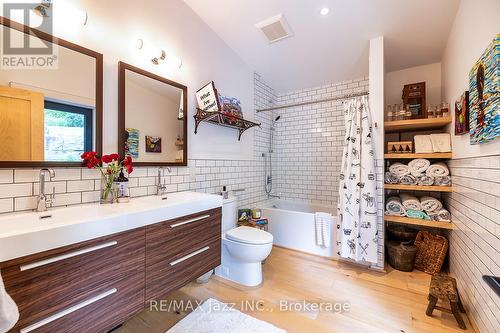 88 Brock Road, North Kawartha, ON 