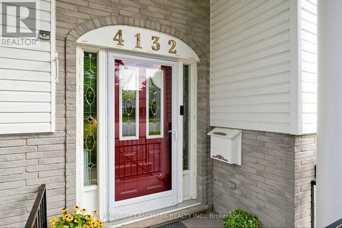 4132 Celia Court, Burlington, ON 