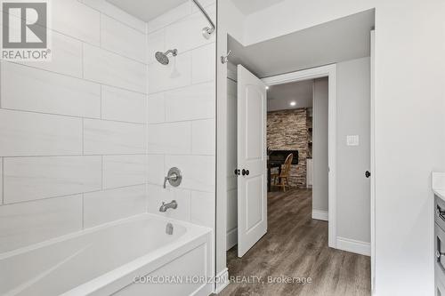 26 Alexander Avenue, Cambridge, ON 
