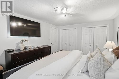 77 Hialeah Crescent, Whitby, ON 