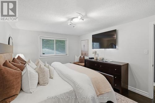 77 Hialeah Crescent, Whitby, ON 