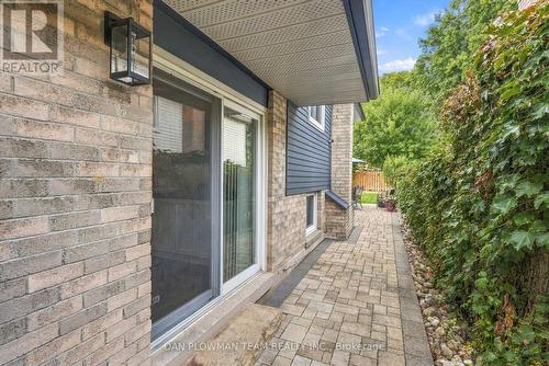 77 Hialeah Crescent, Whitby, ON 