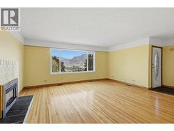 Main Living Area with Gas Fireplace - 