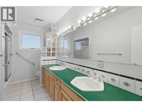 Main Floor Bathroom - 211 Connaught Road, Kamloops, BC 