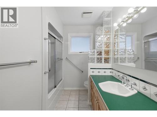 Main Floor Bathroom - 211 Connaught Road, Kamloops, BC 