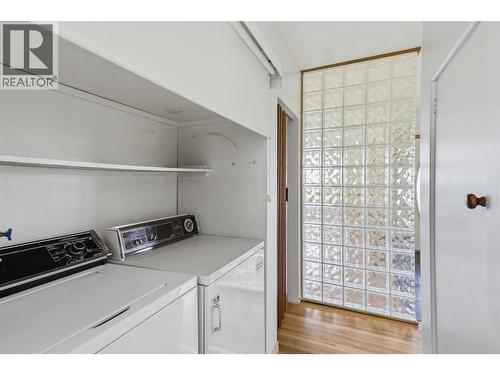 Main Floor Laundry - 211 Connaught Road, Kamloops, BC 