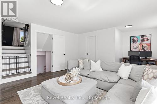 Family Room/Fireplace/Walkout To Yard - 25 Riverview Road, Kawartha Lakes (Lindsay), ON 