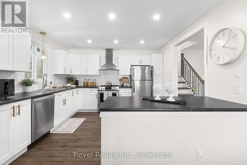 Chefs Kitchen - 25 Riverview Road, Kawartha Lakes (Lindsay), ON 