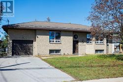 49 QUEEN STREET Kawartha Lakes (Bobcaygeon), ON K0M 1A0