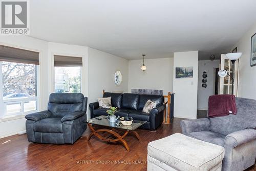 49 Queen Street, Kawartha Lakes (Bobcaygeon), ON 
