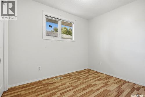 185 Thomson Avenue, Regina, SK 